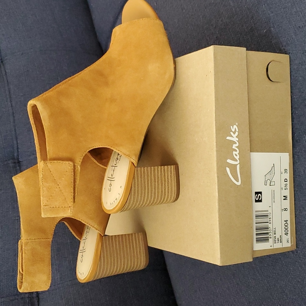Clarks Suede Sandals - Picture 2 of 6
